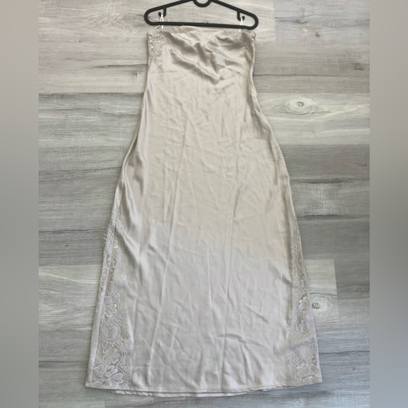 Camila Coelho Strapless Cream Dress - Picture 3 of 8